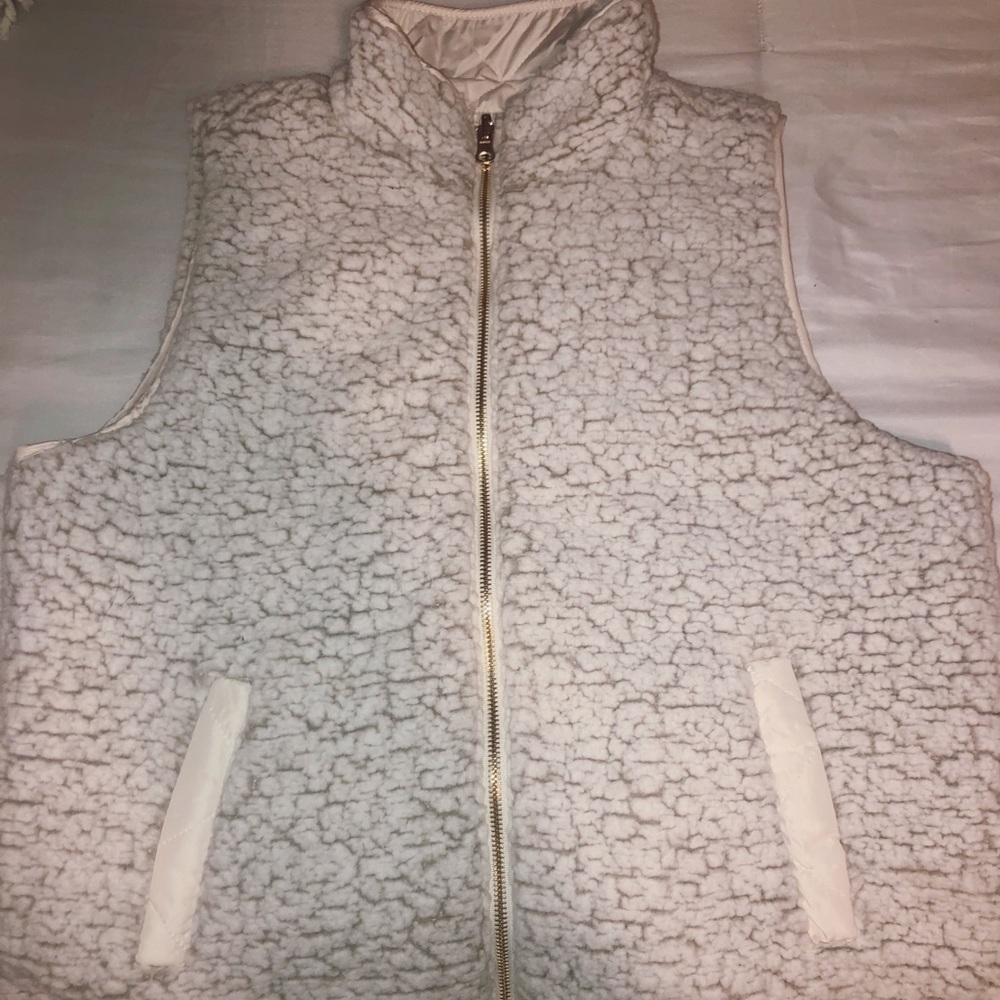 Revserable vest